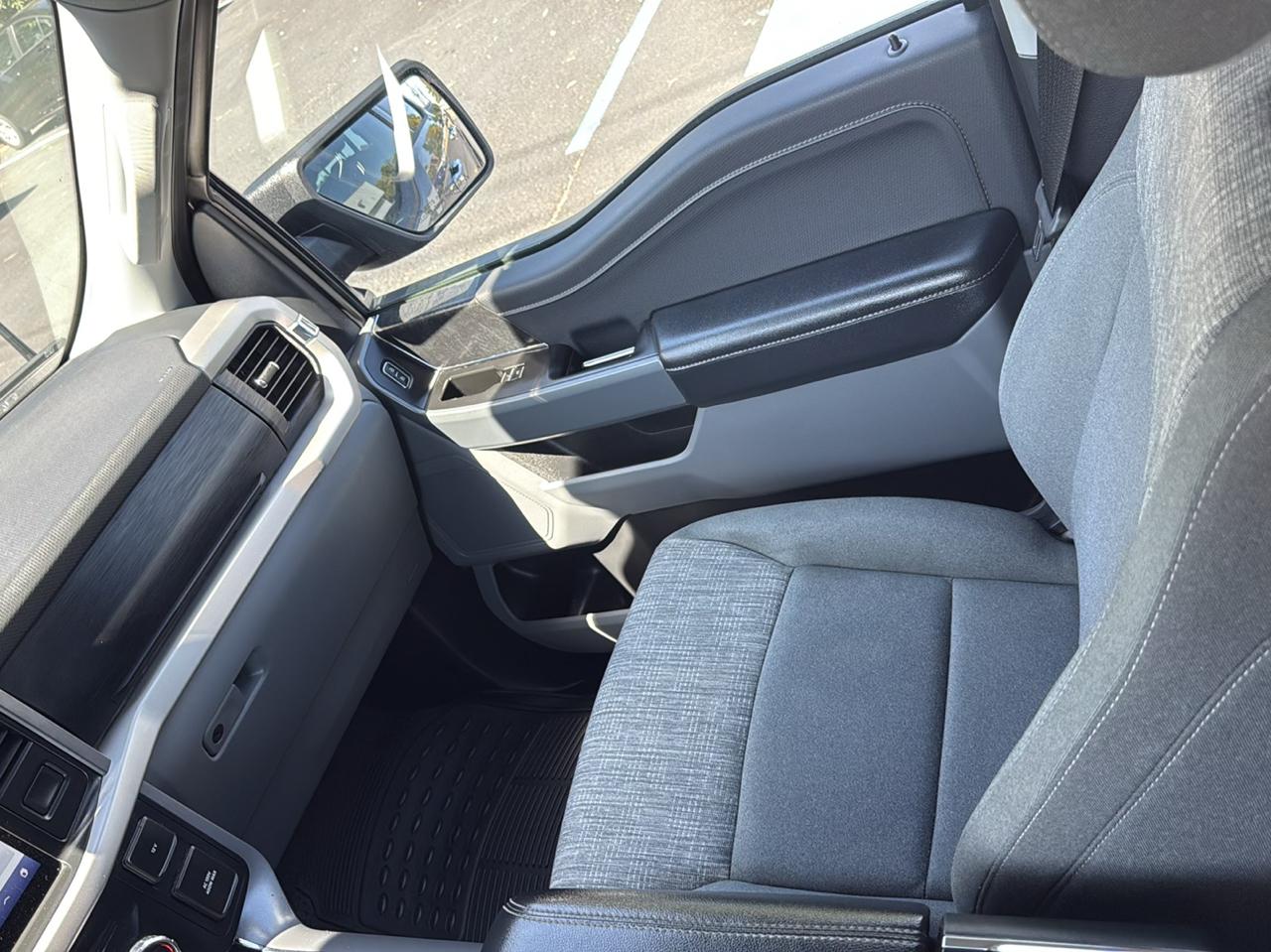 Ford F-150 XLT SuperCrew Short Box 4WD 2023