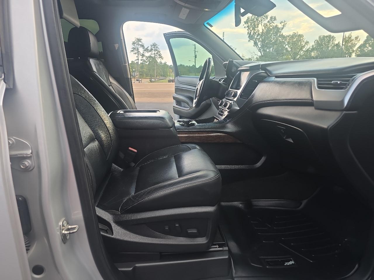 Chevrolet Tahoe Z71 4D SUV 4WD 2017