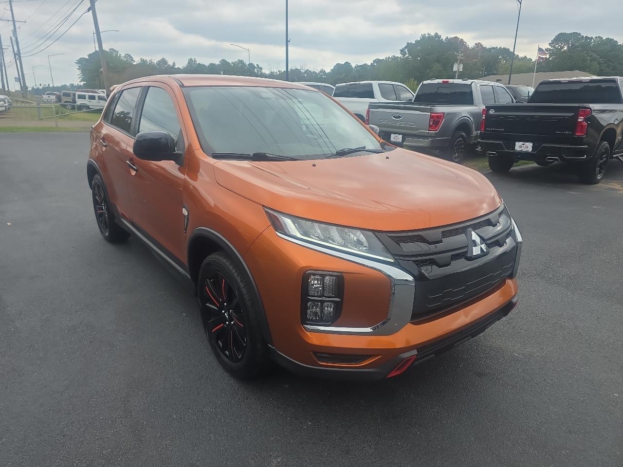 Mitsubishi Outlander Sport  2021