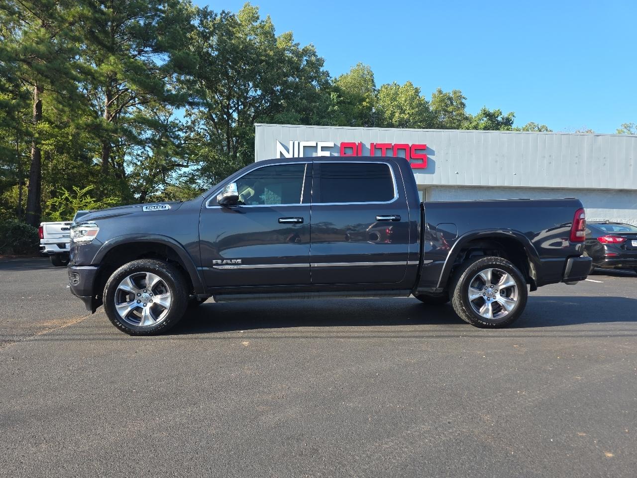 RAM 1500 4WD Crew Cab 140.5" Laramie Limited 2020