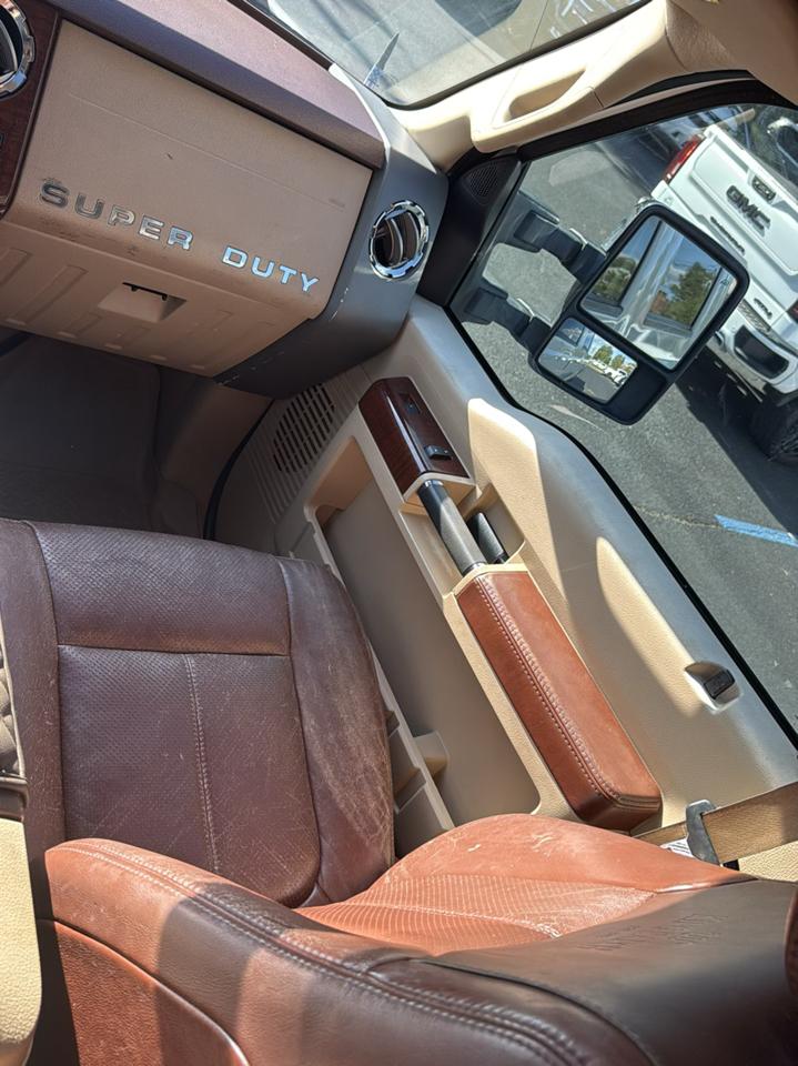 Ford F-250 SD King Ranch Crew Cab 4WD 2012