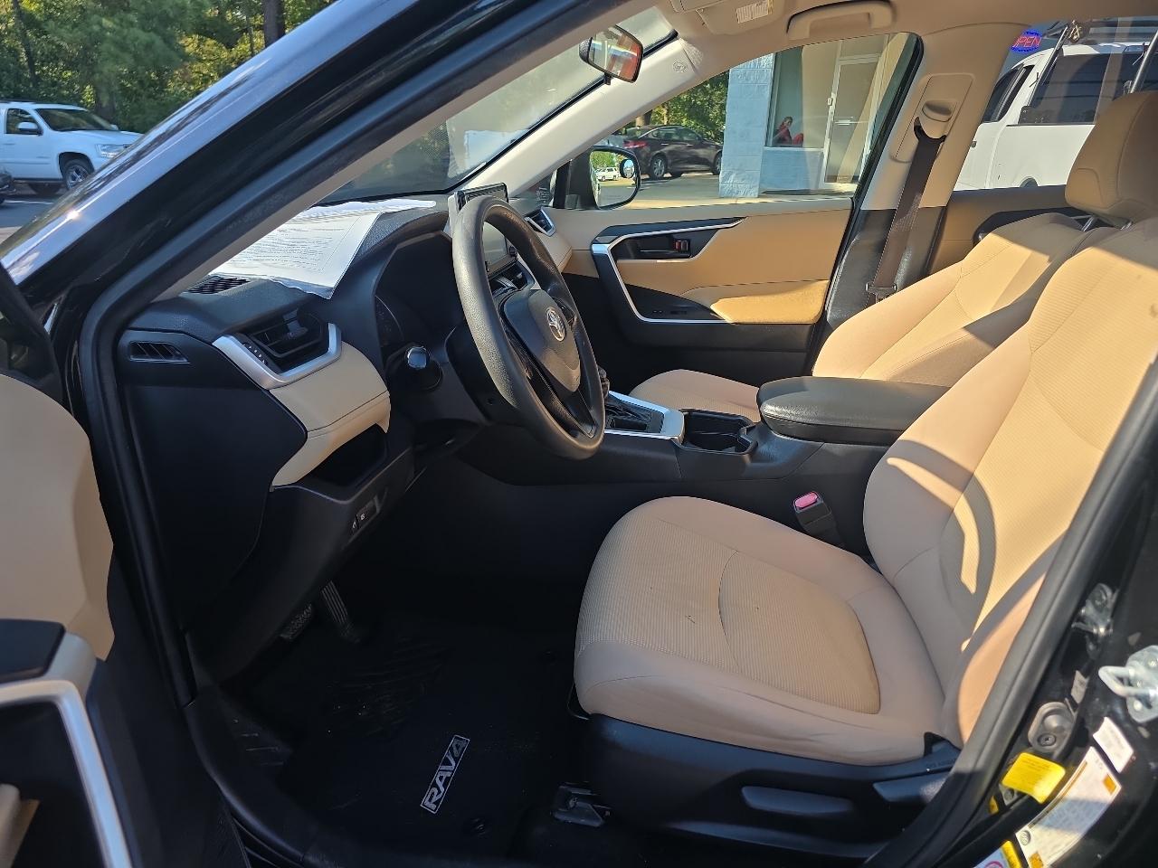 Toyota RAV4  2019