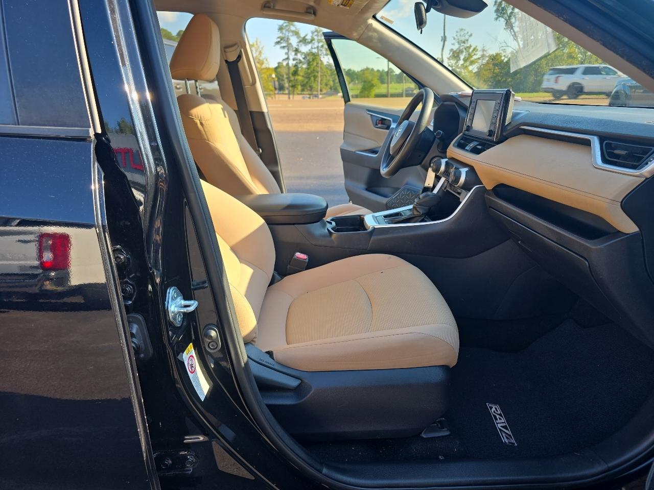 Toyota RAV4  2019