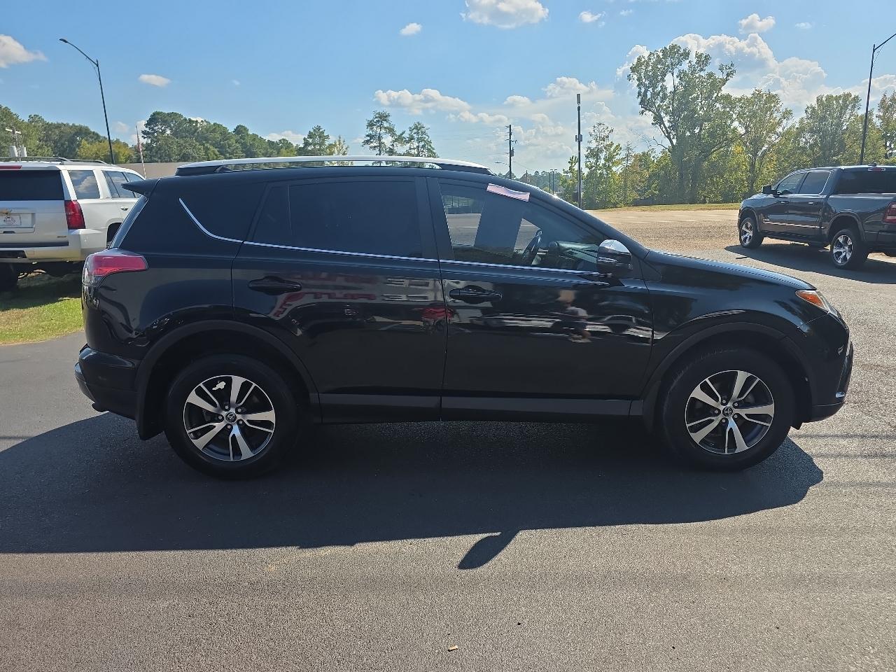 Toyota RAV4 XLE 2016
