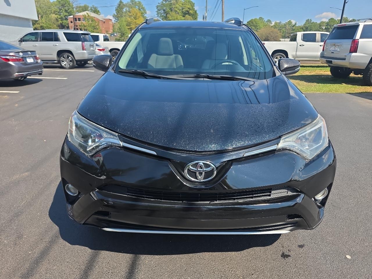 Toyota RAV4 XLE 2016