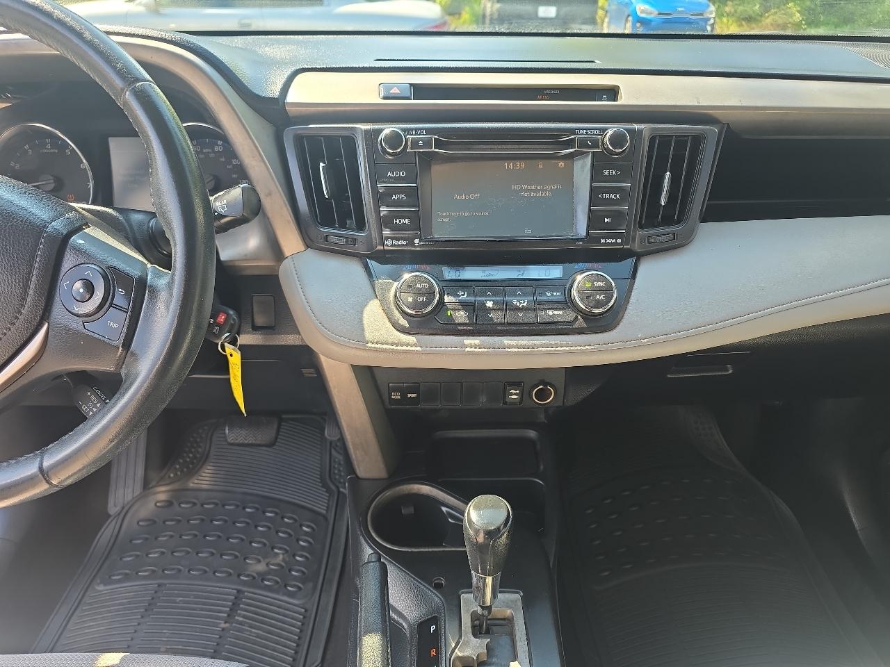 Toyota RAV4 XLE 2016