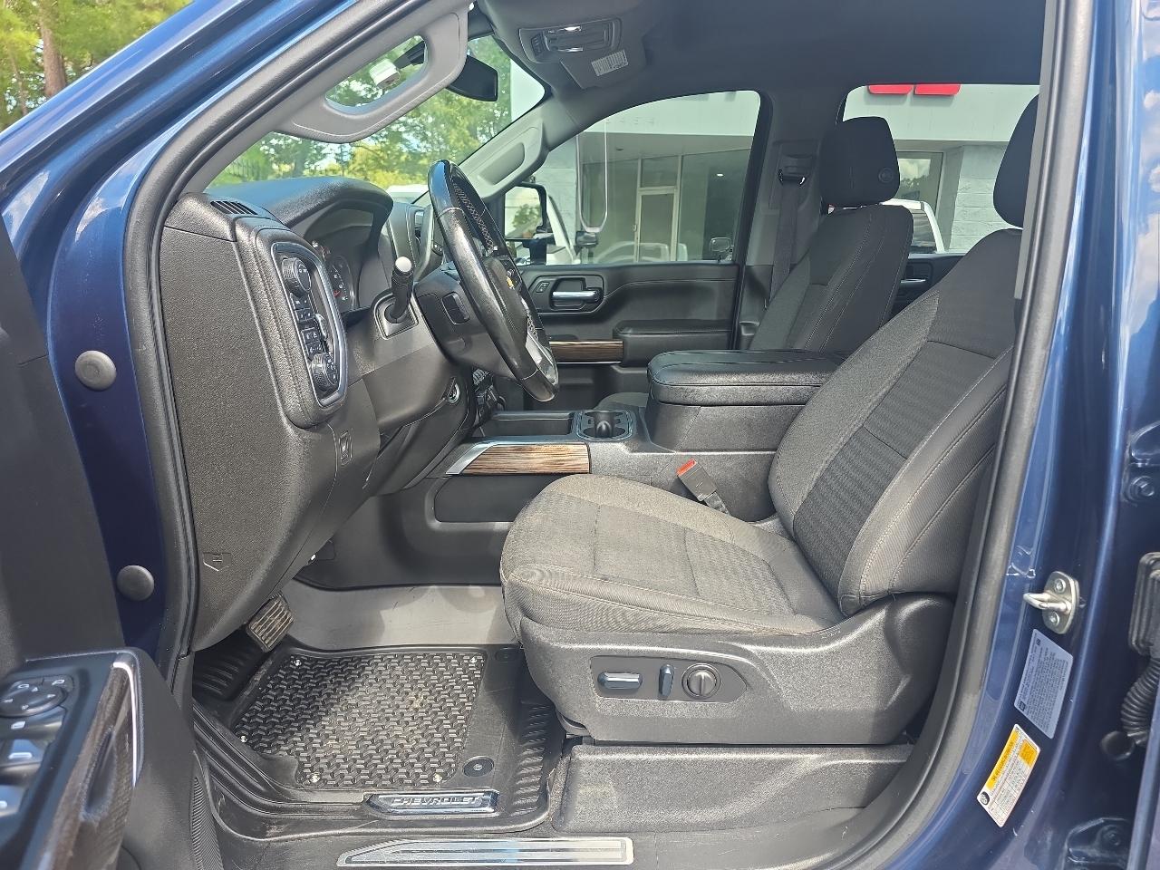Chevrolet Silverado 2500HD 4WD Crew Cab 153.7" LT 2023