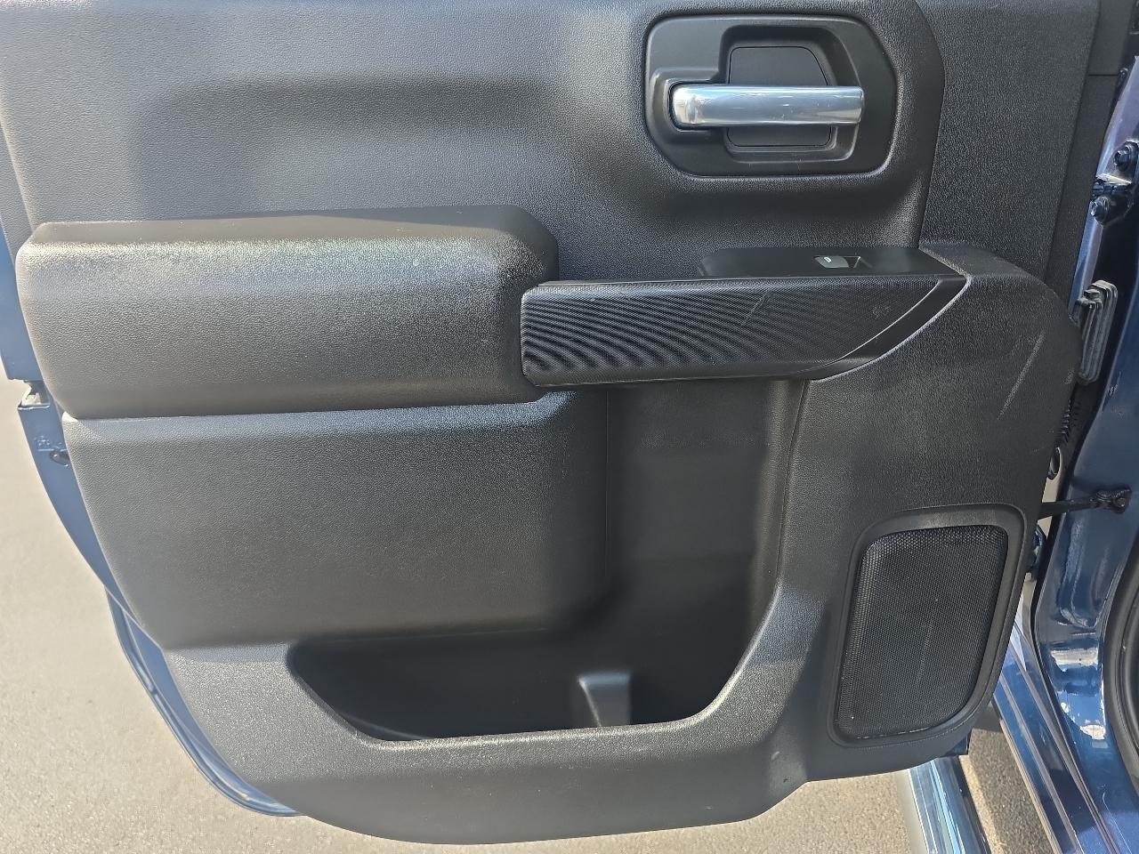 Chevrolet Silverado 2500HD 4WD Crew Cab 153.7" LT 2023