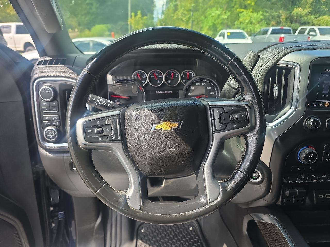 Chevrolet Silverado 2500HD 4WD Crew Cab 153.7" LT 2023