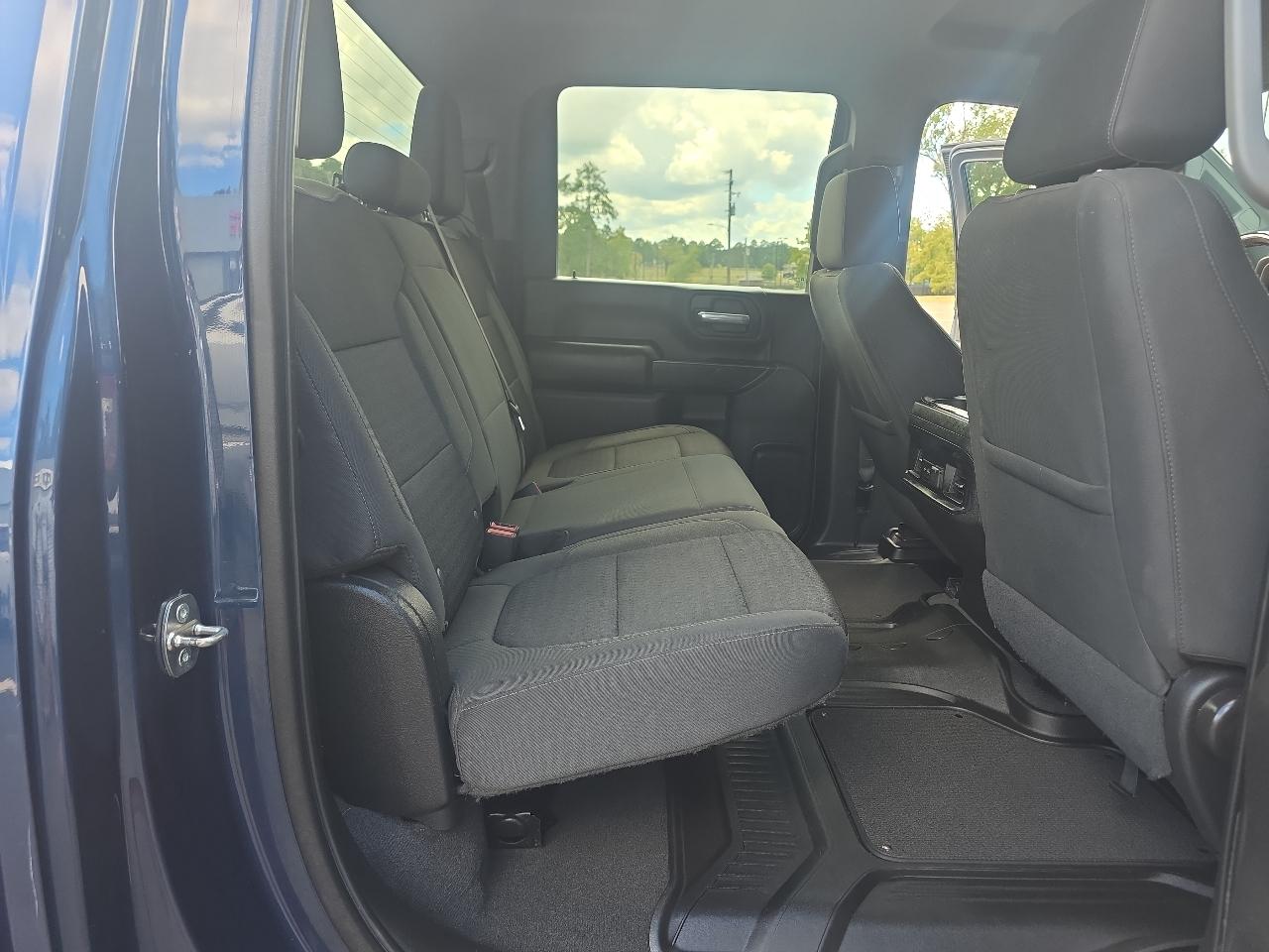 Chevrolet Silverado 2500HD 4WD Crew Cab 153.7" LT 2023