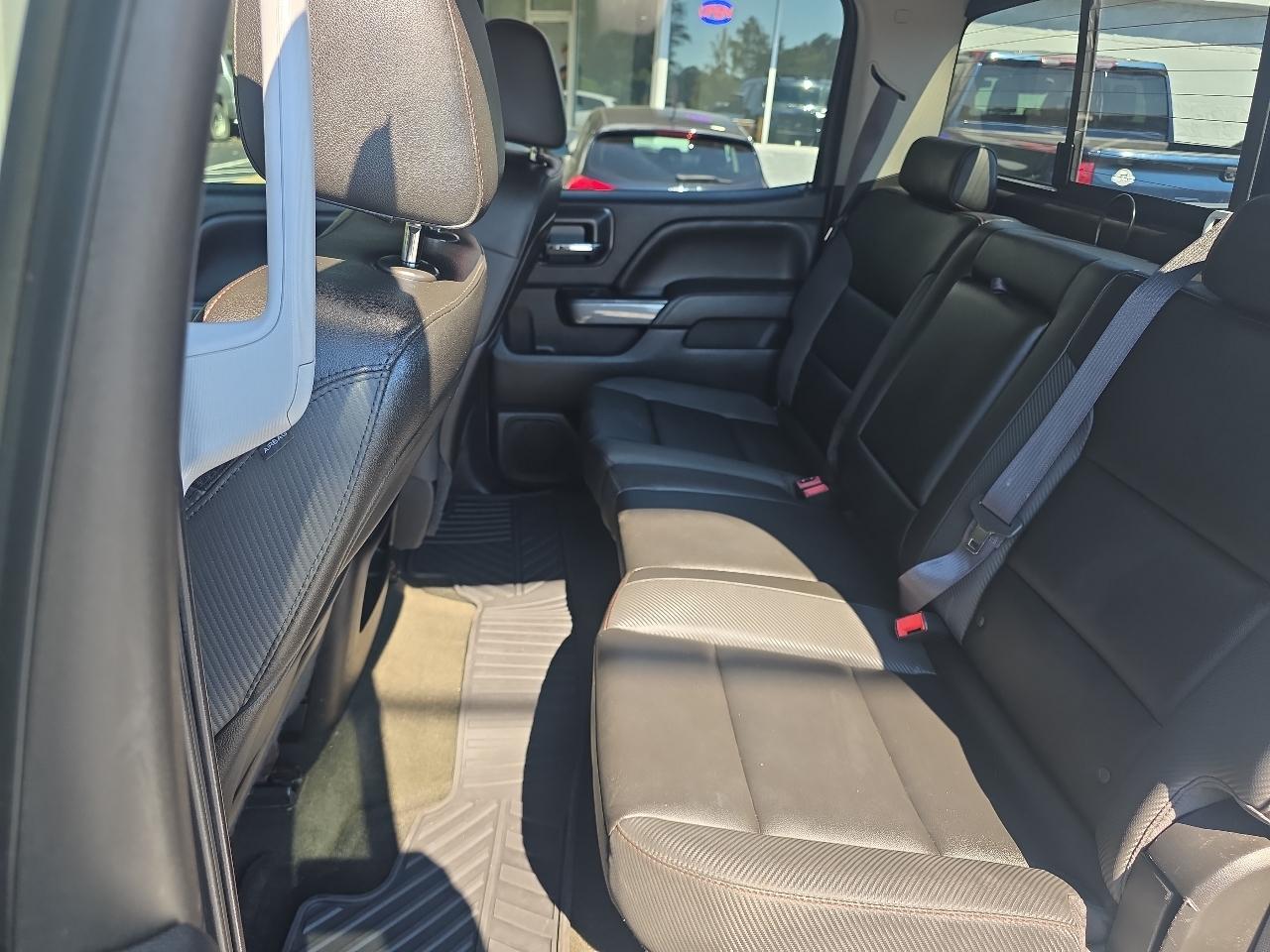 GMC Sierra 2500HD 4WD Crew Cab 153" SLT 2015