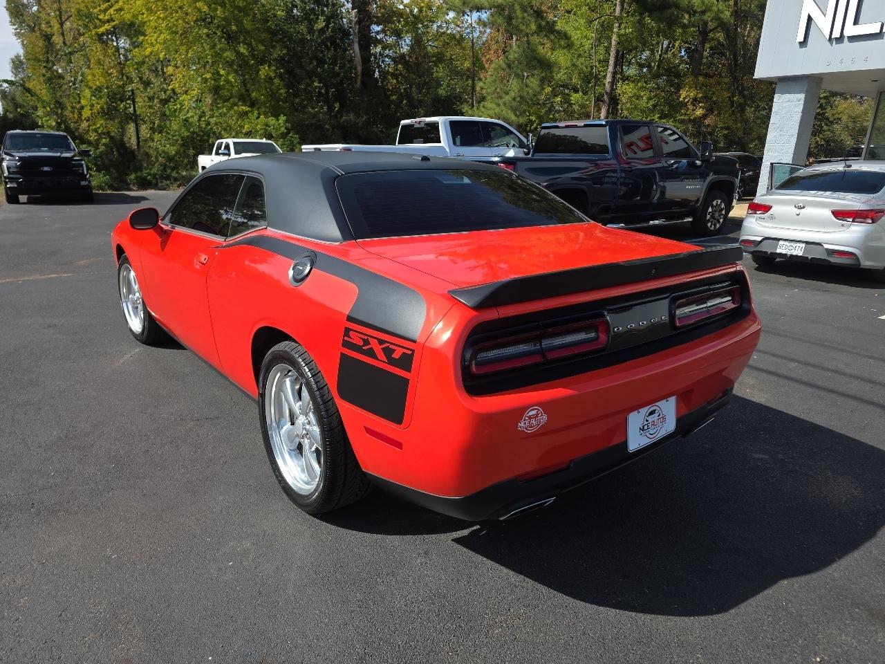 Dodge Challenger SXT 2019
