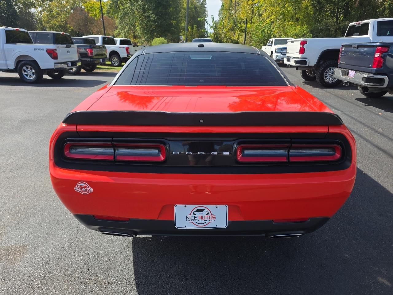 Dodge Challenger SXT 2019