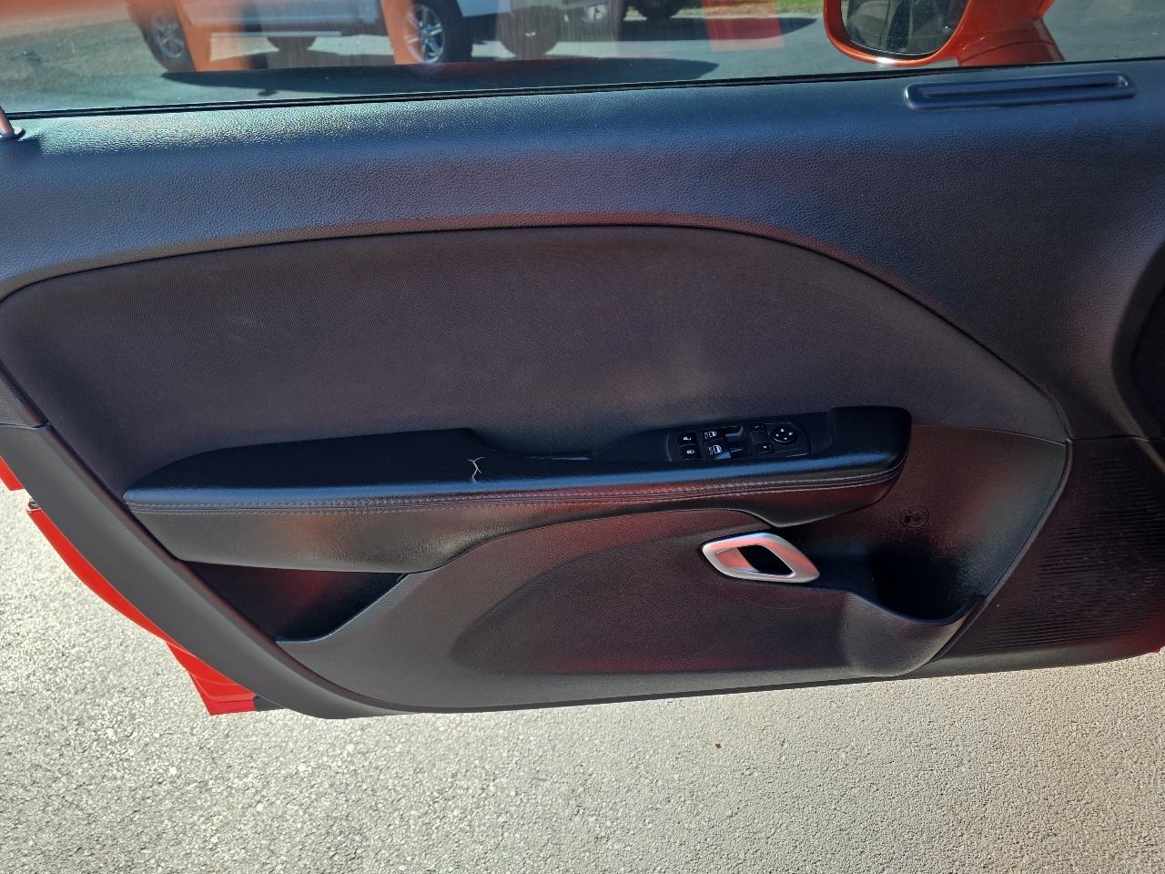 Dodge Challenger SXT 2019