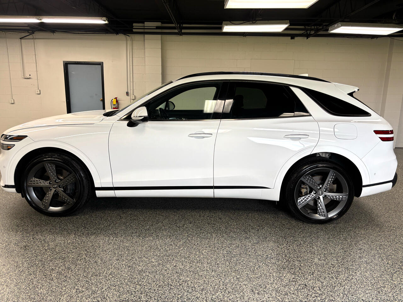 2022 Genesis GV70 3.5T Sport Prestige photo 7