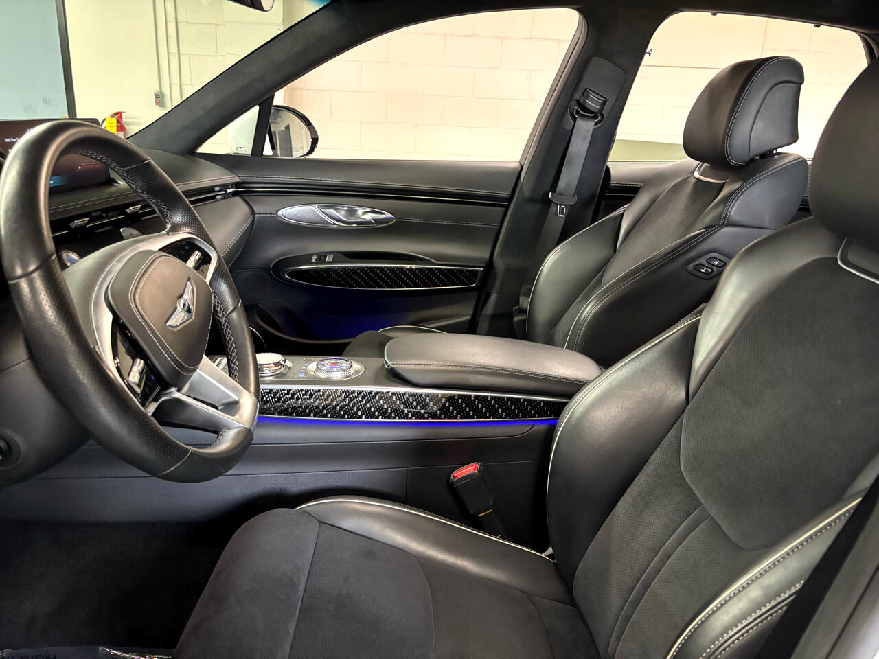 2022 Genesis GV70 3.5T Sport Prestige photo 8