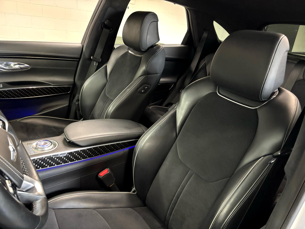 2022 Genesis GV70 3.5T Sport Prestige photo 16