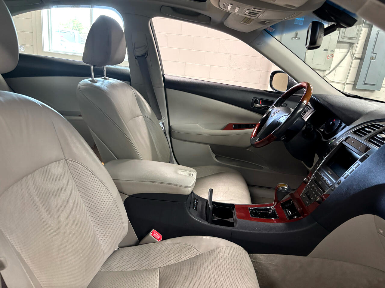 2009 Lexus ES 350 photo 15
