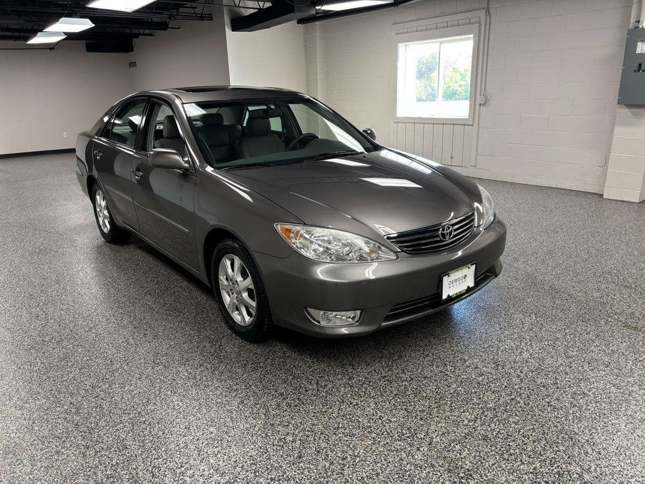 2006 Toyota Camry XLE V6 photo 2