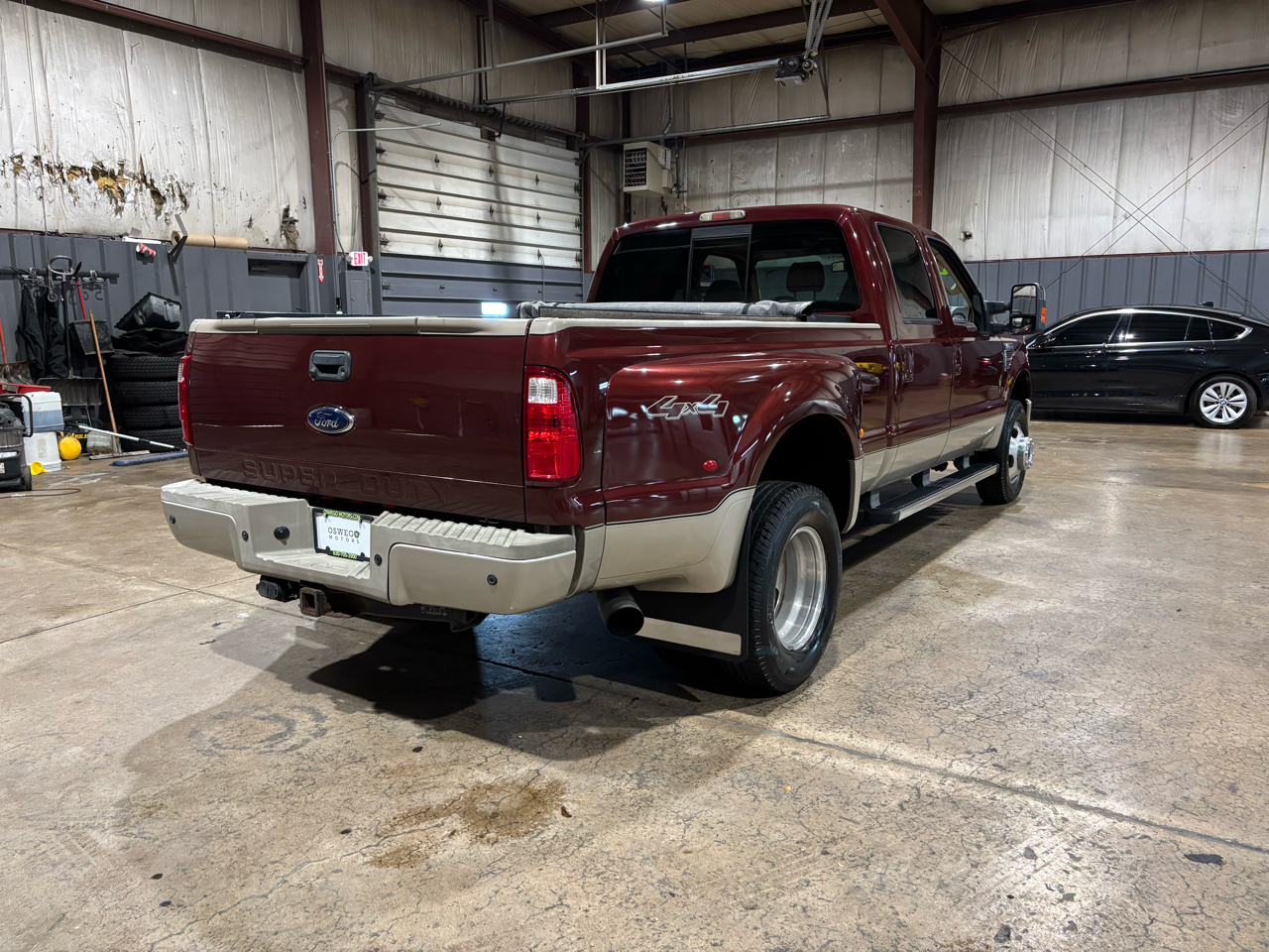2010 Ford F-350 King Ranch photo 3