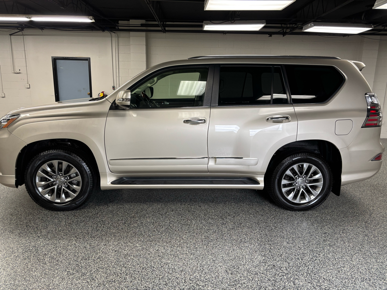 Lexus GX 460 Luxury 2015 Lexus GX 460 Luxury 2015
