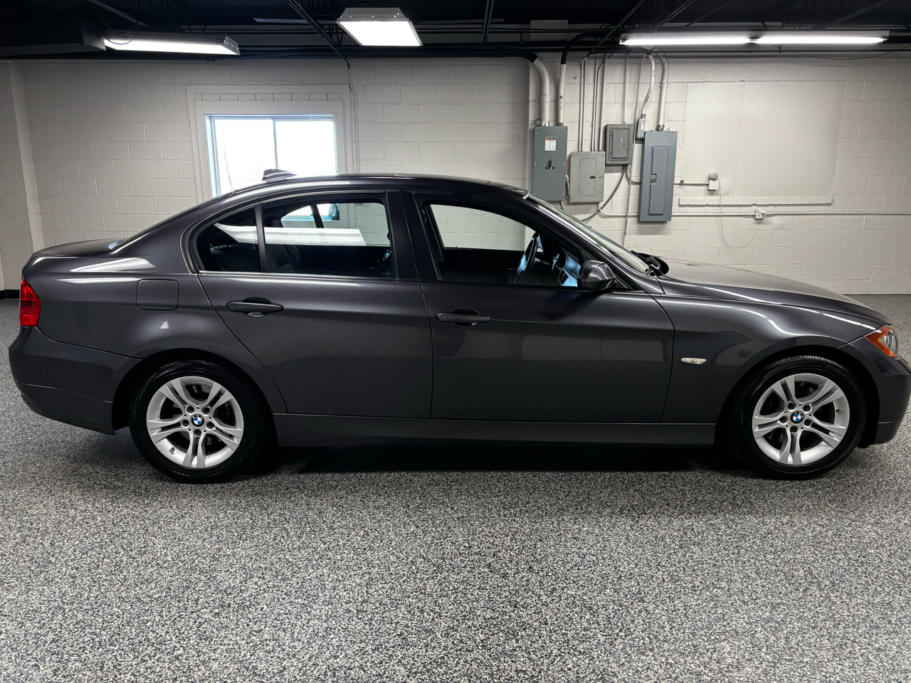 2008 Bmw 328xi 3-Series photo 2