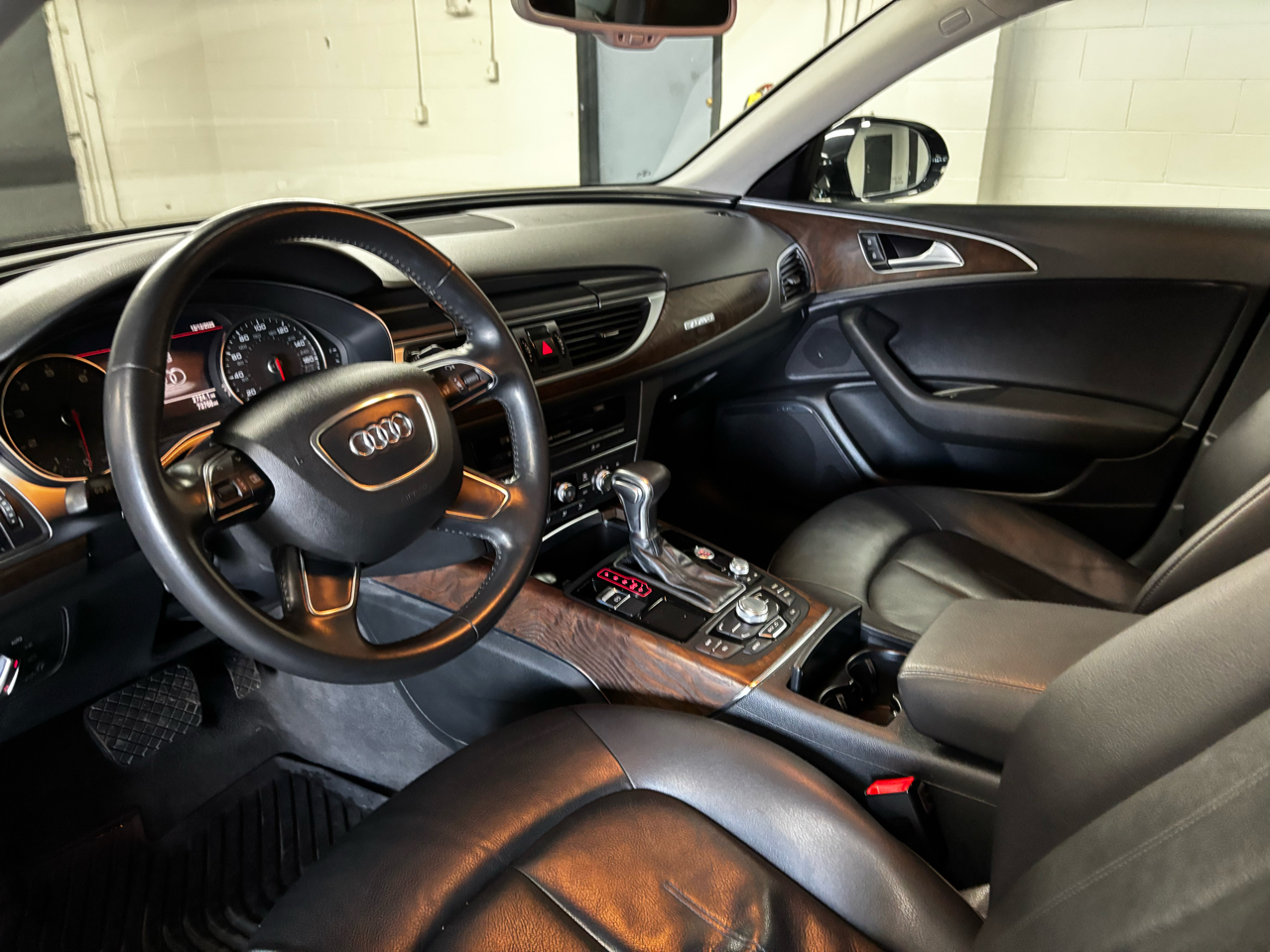 Audi A6 3.0T Premium Plus quattro 2013