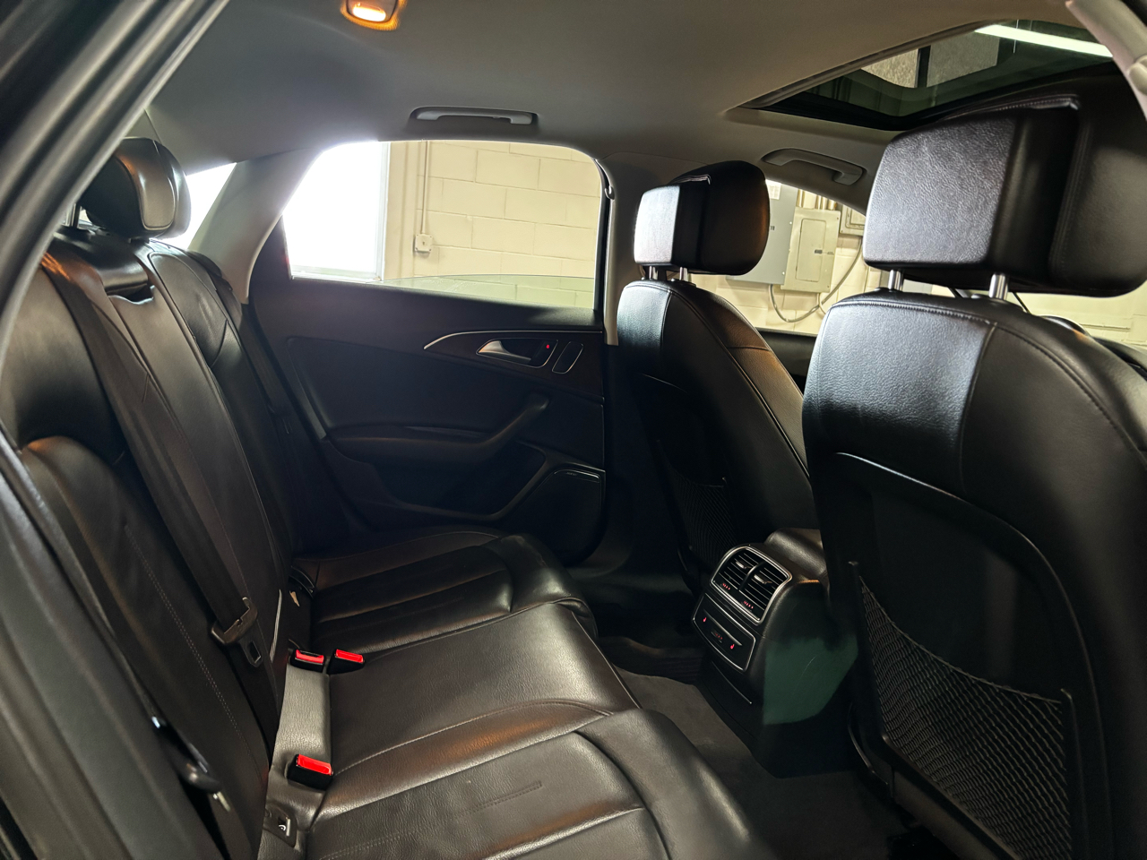 Audi A6 3.0T Premium Plus quattro 2013