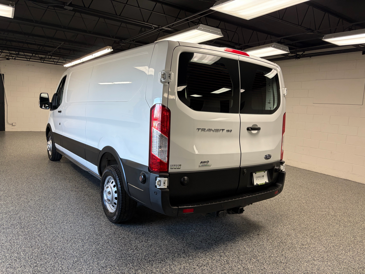 Ford Transit 150 Van Low Roof w/Sliding Pass. 148-in. WB 2020