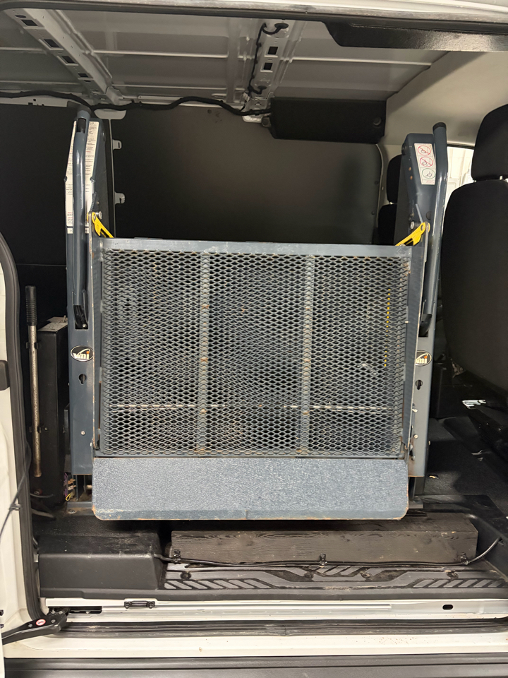 Ford Transit 150 Van Low Roof w/Sliding Pass. 148-in. WB 2020