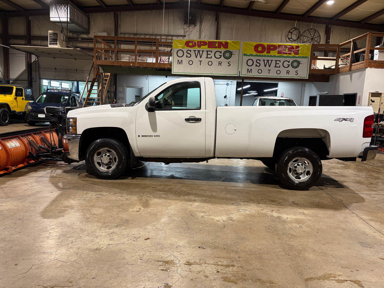 Chevrolet Silverado 2500HD Work Truck Long Box 4WD 2009