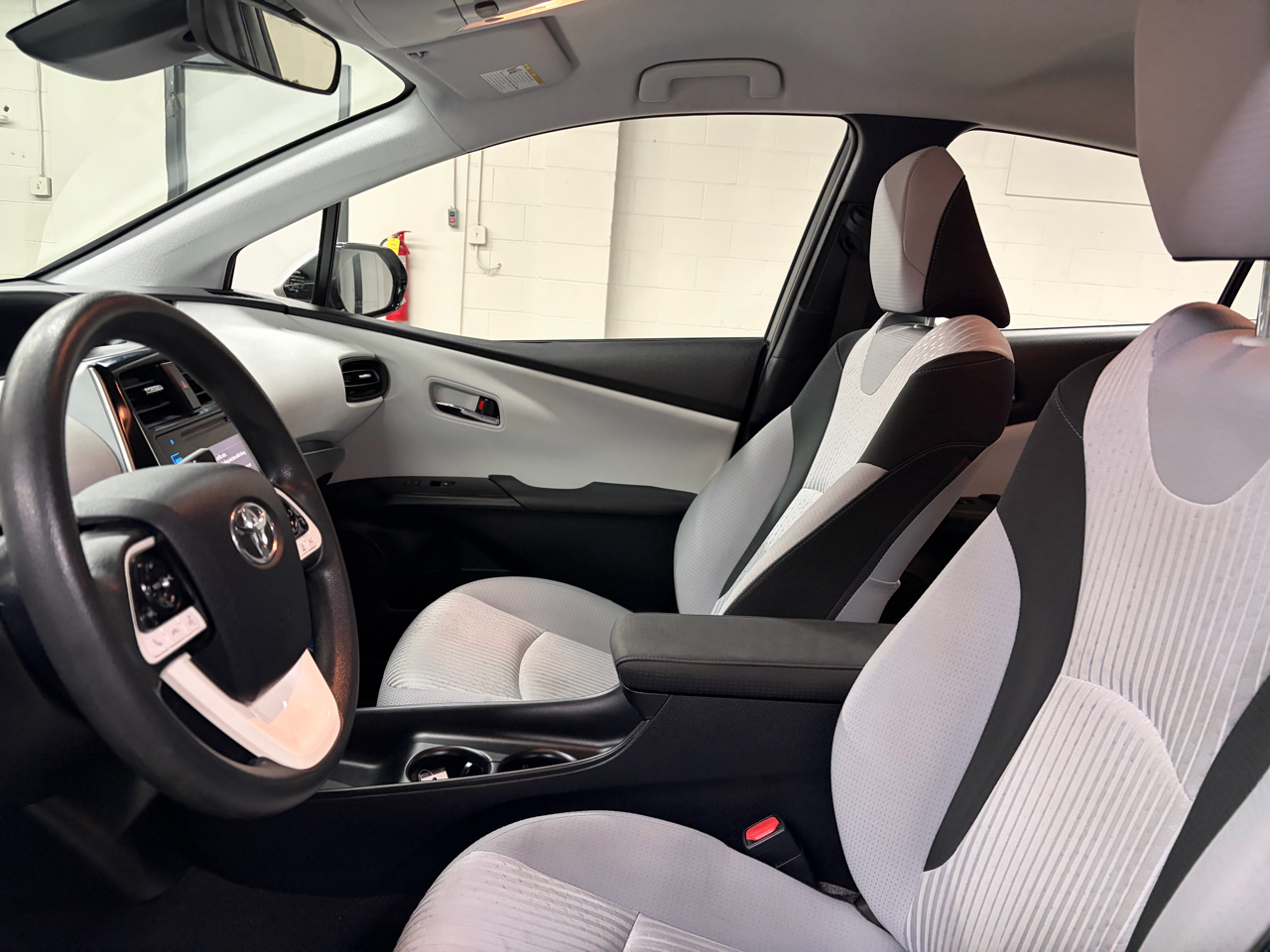 Toyota Prius Two Eco 2018