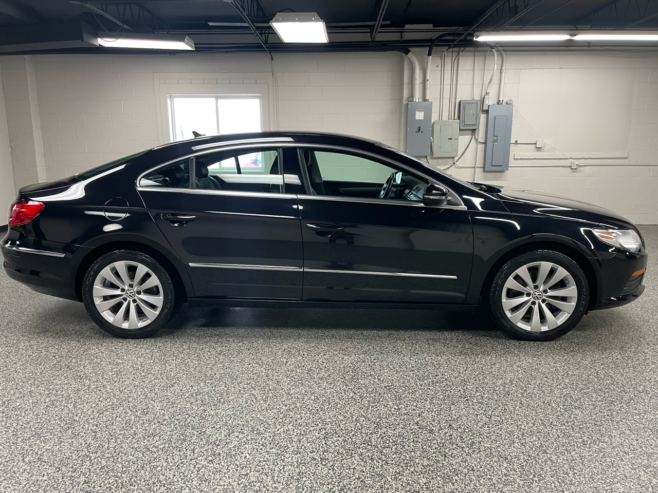 Volkswagen CC Sport PZEV 2012