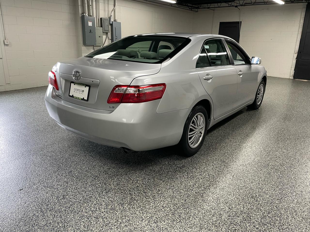 Toyota Camry LE 2009