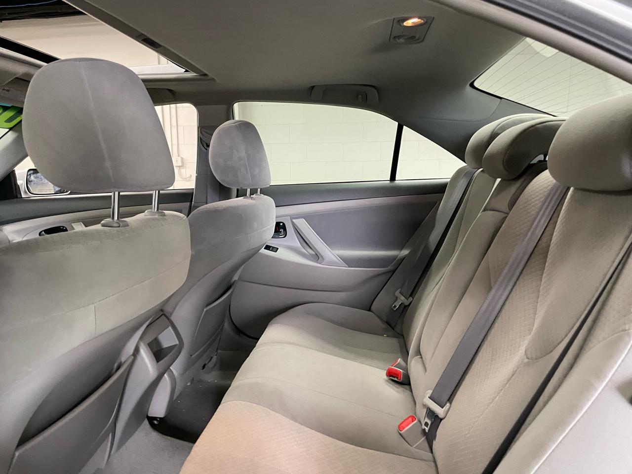 Toyota Camry LE 2009