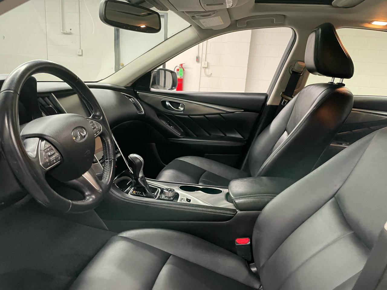 Infiniti Q50 2.0t AWD 2017