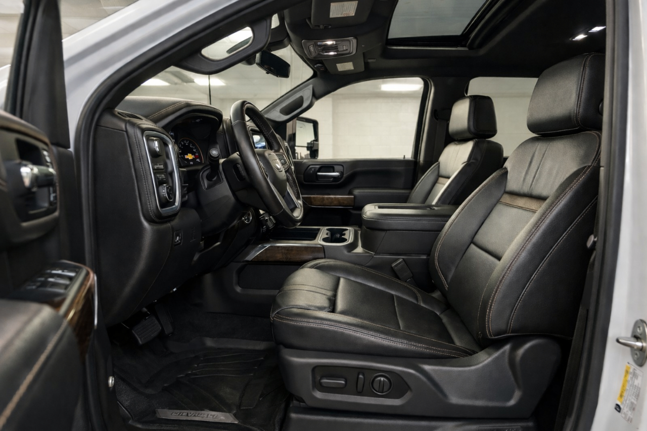 Chevrolet Silverado 3500HD High Country Crew Cab Long Box DRW 4WD 2021