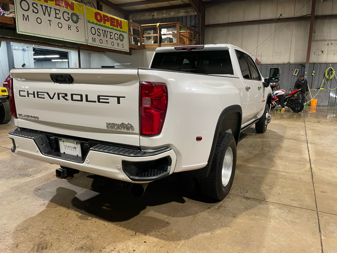 Chevrolet Silverado 3500HD High Country Crew Cab Long Box DRW 4WD 2021