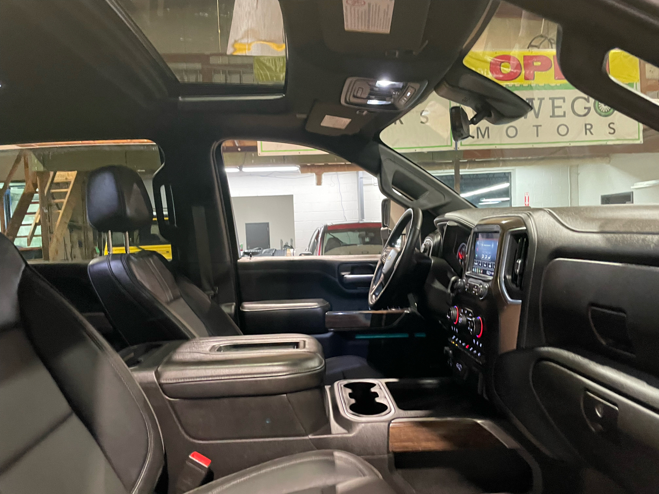 Chevrolet Silverado 3500HD High Country Crew Cab Long Box DRW 4WD 2021