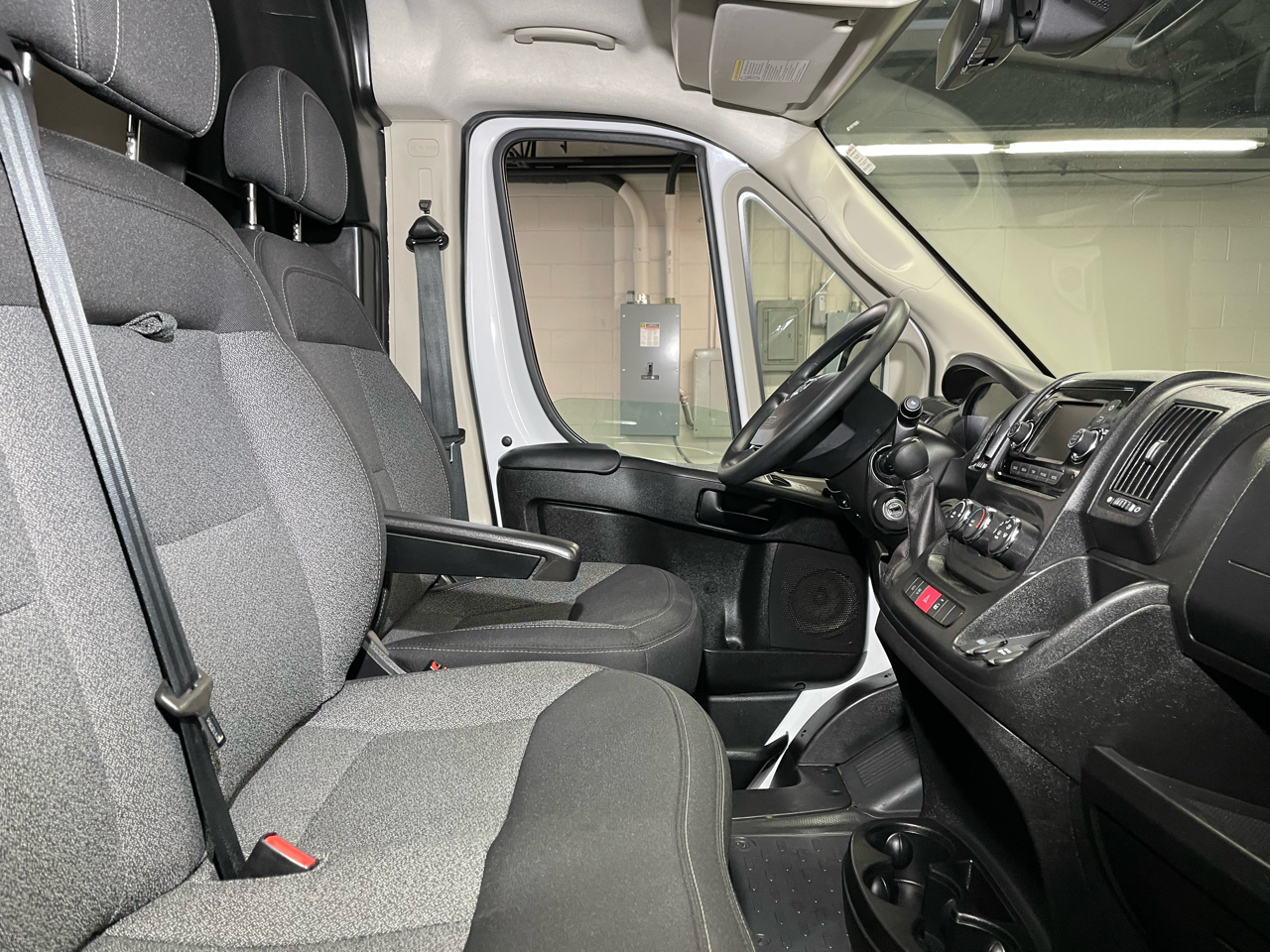 RAM Promaster 2500 High Roof 159-in. WB 2021