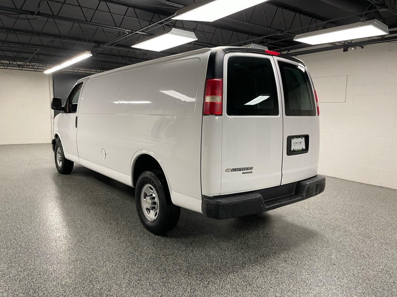 Chevrolet Express 2500 Cargo Extended 2014