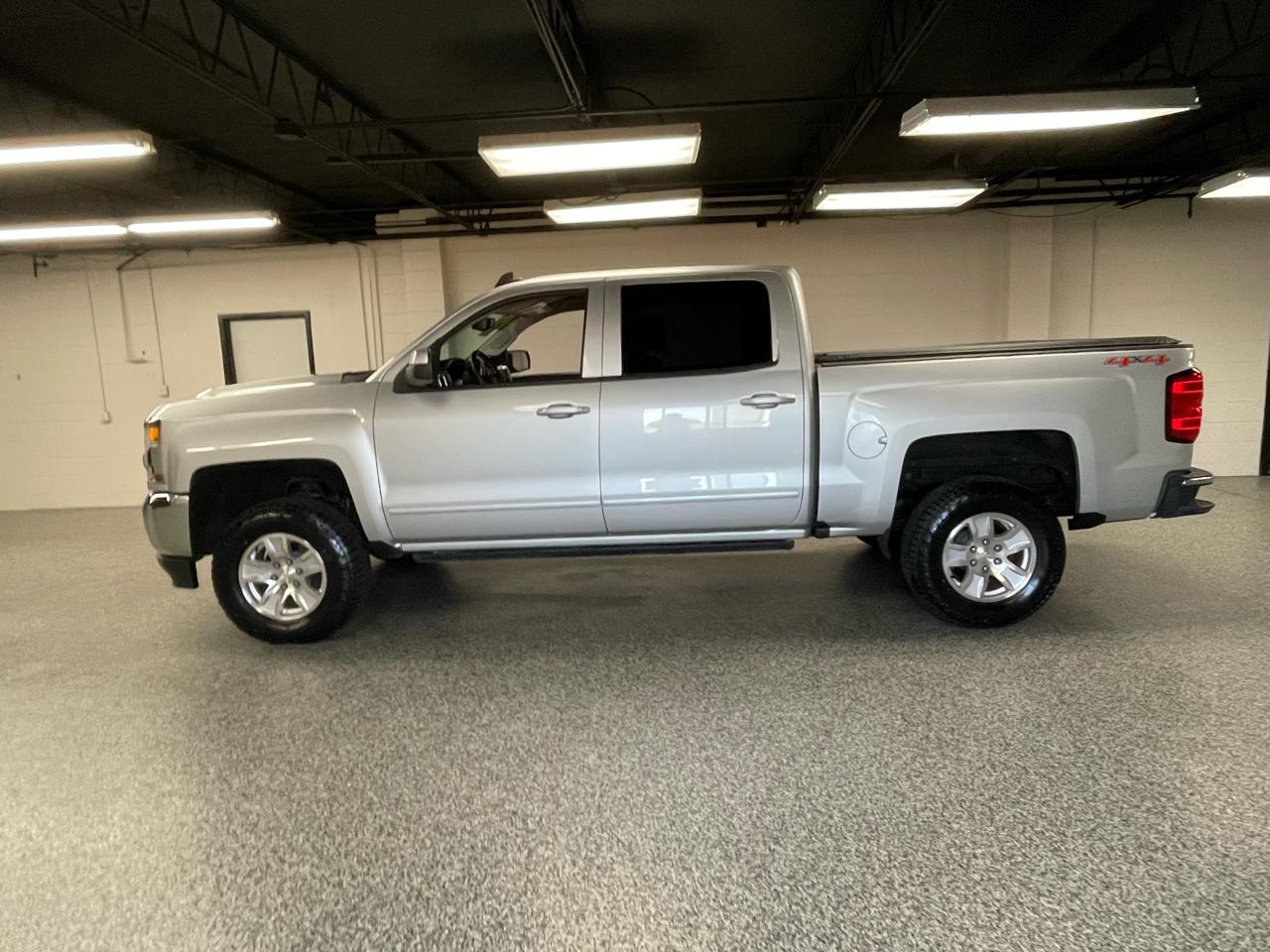 Chevrolet Silverado 1500 LT Crew Cab 4WD 2017