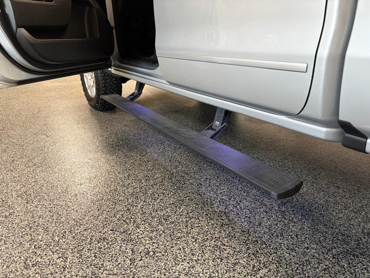 Chevrolet Silverado 1500 LT Crew Cab 4WD 2017