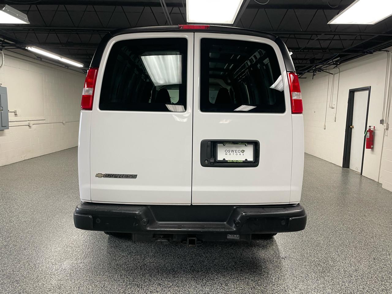 Chevrolet Express 3500 Cargo 2019