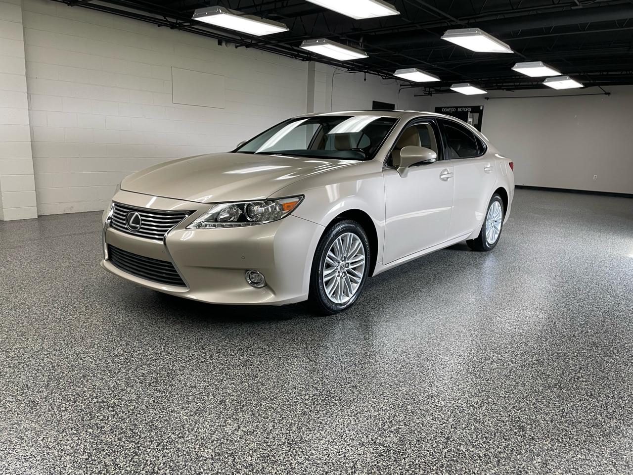 Lexus ES 350 Sedan 2014