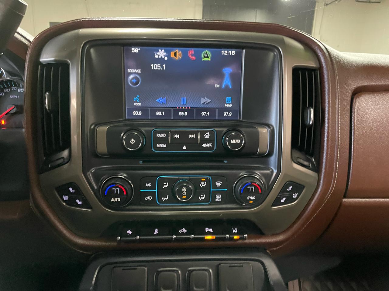 Chevrolet Silverado 1500 High Country Crew Cab 4WD 2014