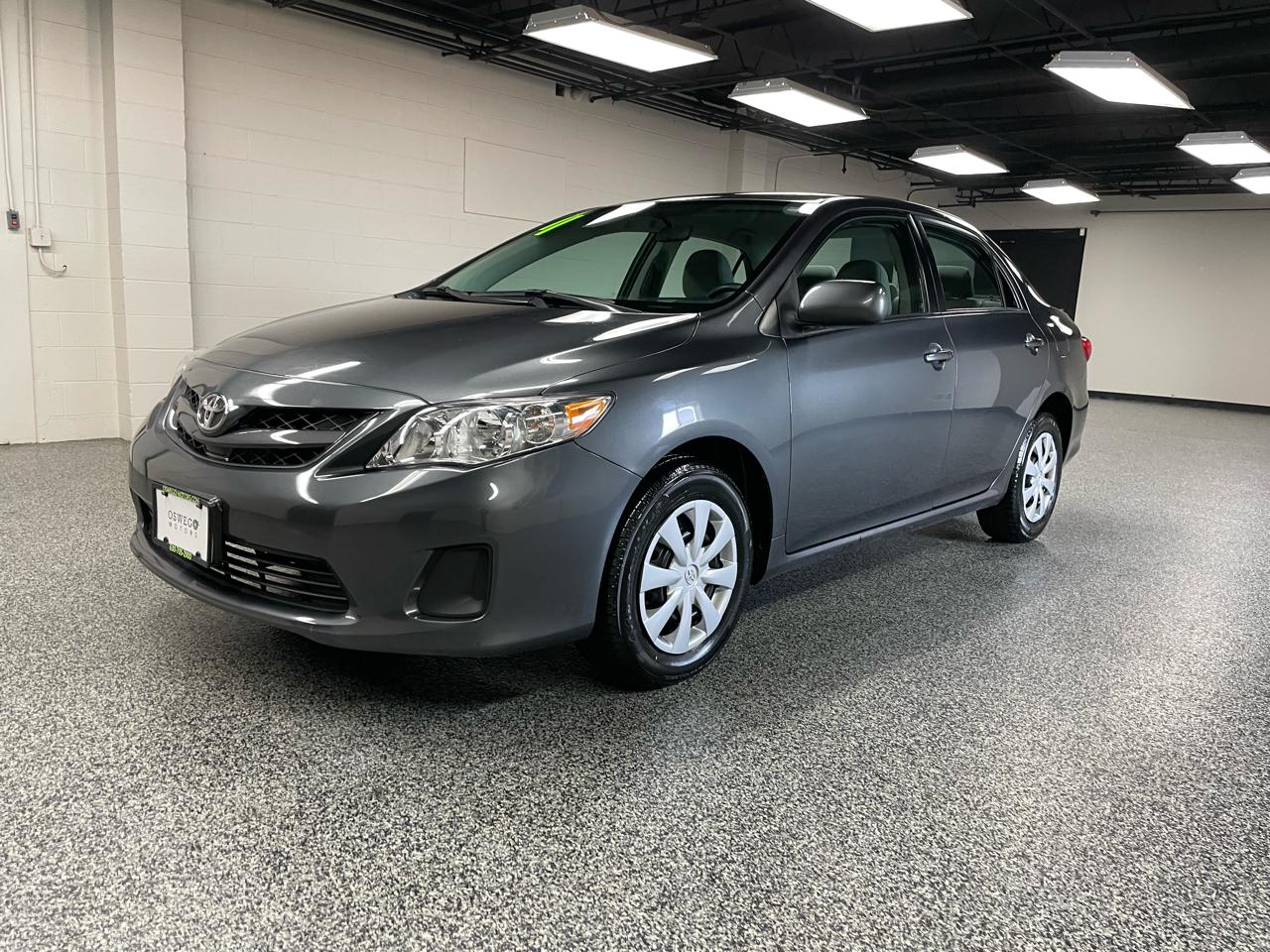 Toyota Corolla LE 2011