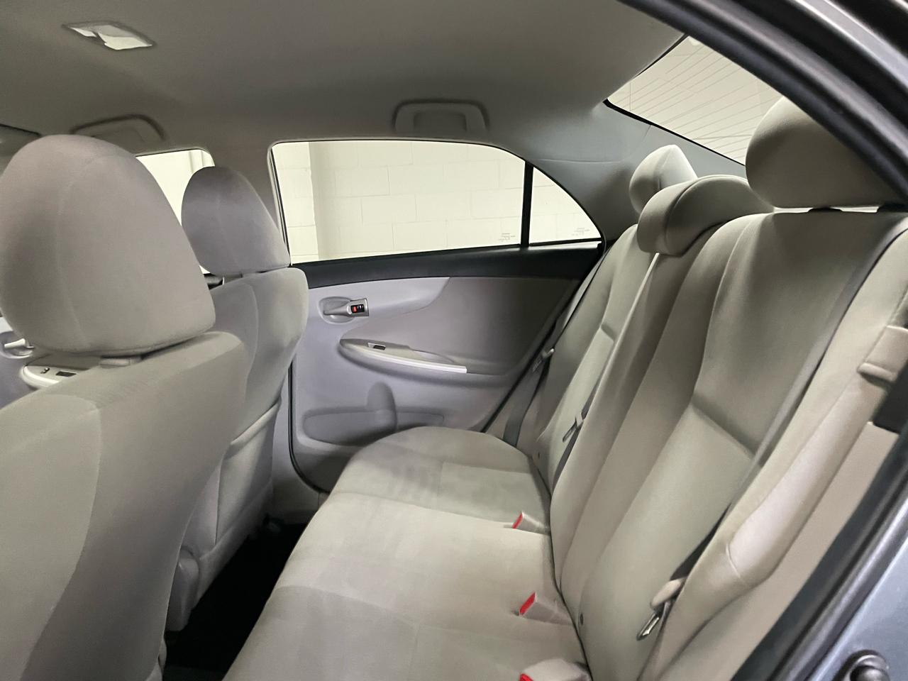 Toyota Corolla LE 2011