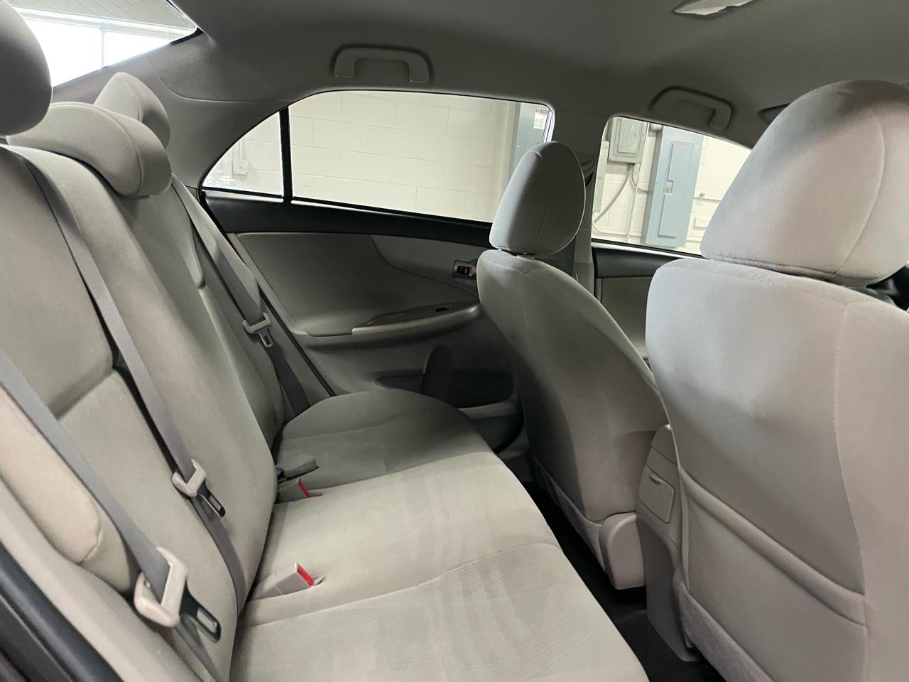 Toyota Corolla LE 2011