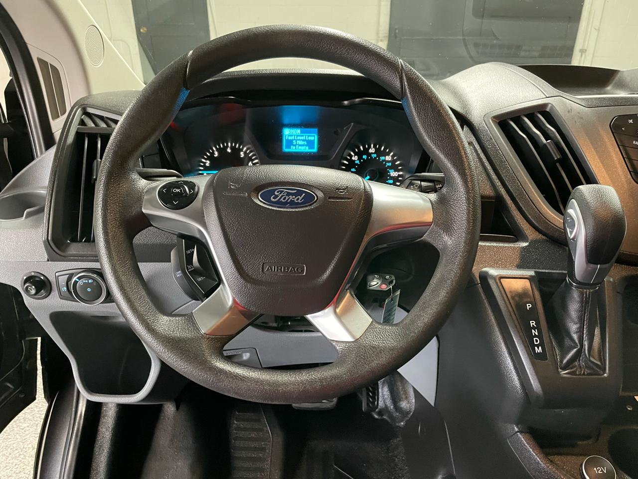 Ford Transit 350 Van Med. Roof w/Sliding Pass. 148-in. WB 2017